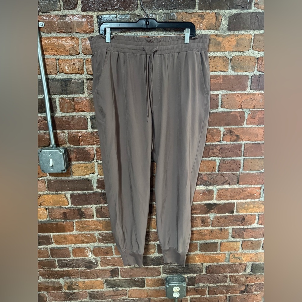Abercrombie & Fitch Traveler Joggers - Copper Brown/Taupe | Size XL